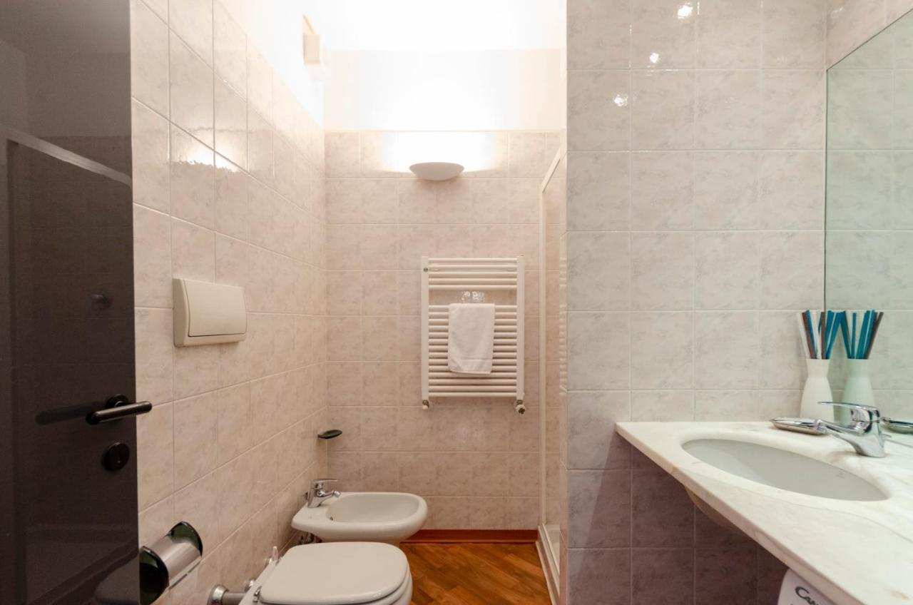 Apartment Dock Of The Bay Genova: Waterfront With Porto Antico Views
