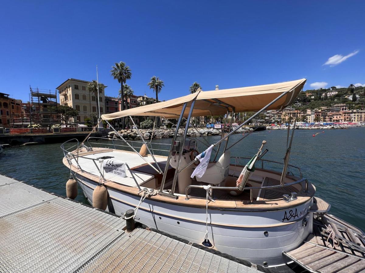Dock Of The Bay Genova: Waterfront With Porto Antico Views * Genoa